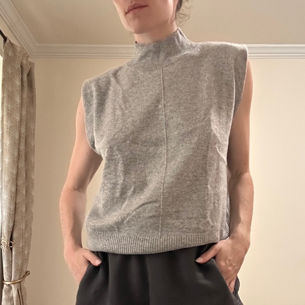 100% Cashmere BANANA REPUBLIC sweater vest (Grey)